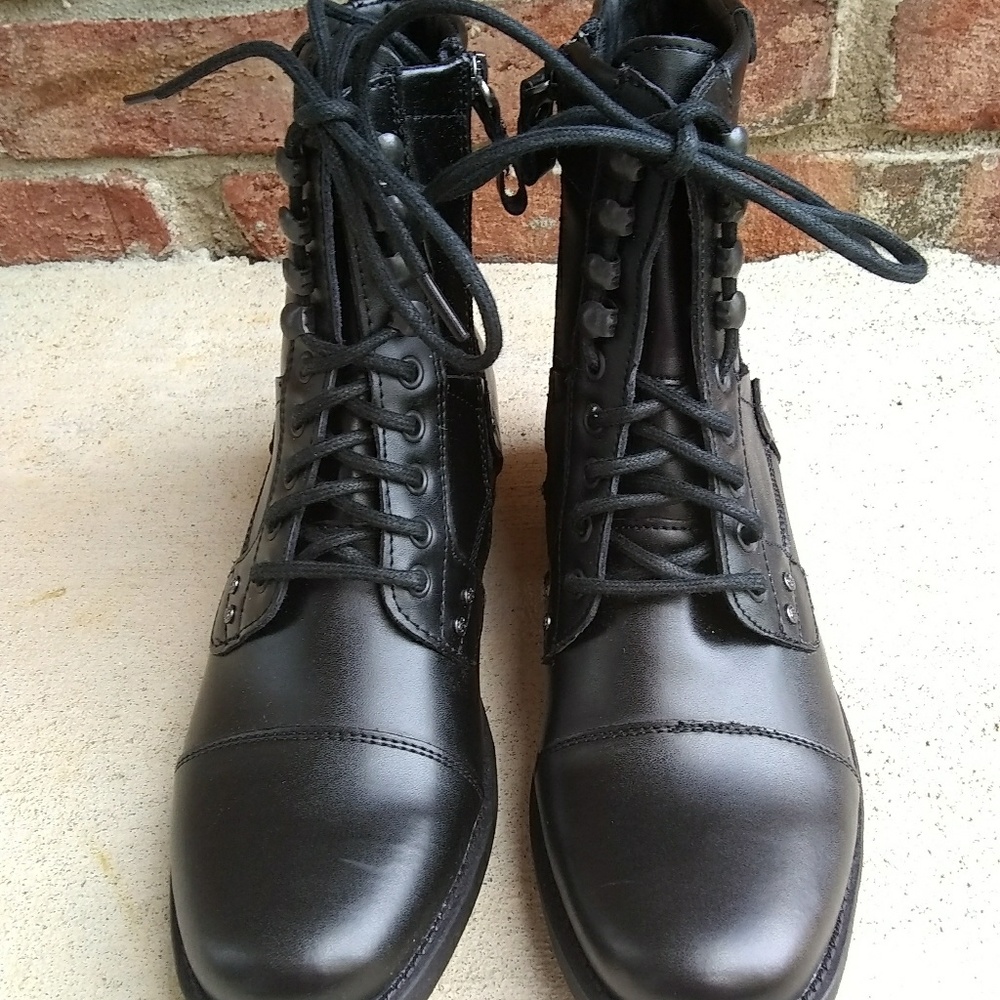 New Rock & Republic Outrigger Black Booties Size 7